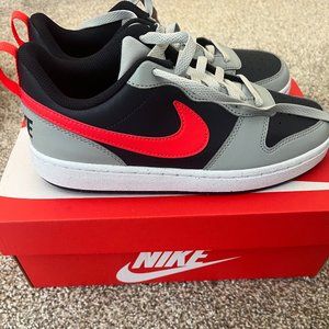 Boys Nike Court Borough Lows